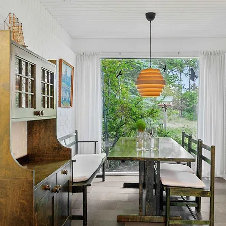 Dom wakacyjny Cozy On Natural Plot Gudmindrup