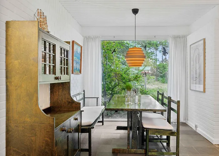 Cozy On Natural Plot