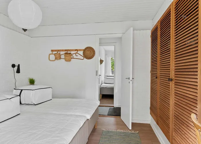 Cozy On Natural Plot Casa de Férias Højby
